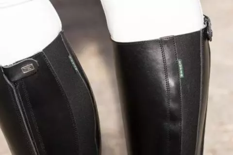 Tall rubber riding hotsell boots