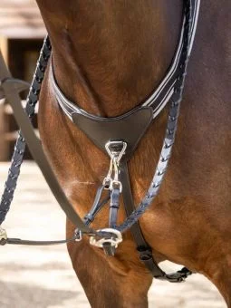 LeMieux Arika Elasticated Breastplate - Black Silver