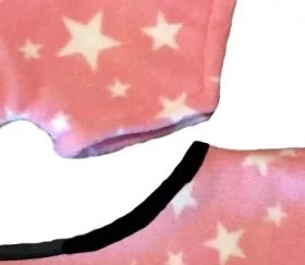 Crafty Ponies Saddle Cloth and matching Girth sleeve with instruction booklet Pink - White Stars