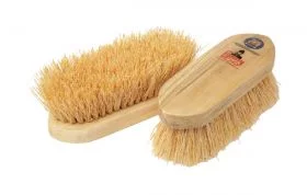 Equerry Wooden Dandy Brush - Mexican Whisk Fibre - Equerry