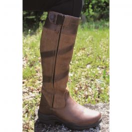 Country boots with shop zip