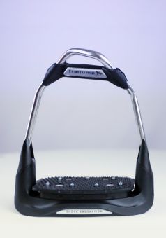 Freejump Air's Angled Eye and Angled Grip Tread - Black